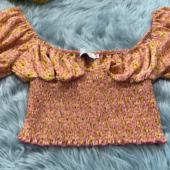 RESA Stella Flower Crop Smocked Orange Top sz S - Picture 3 of 8
